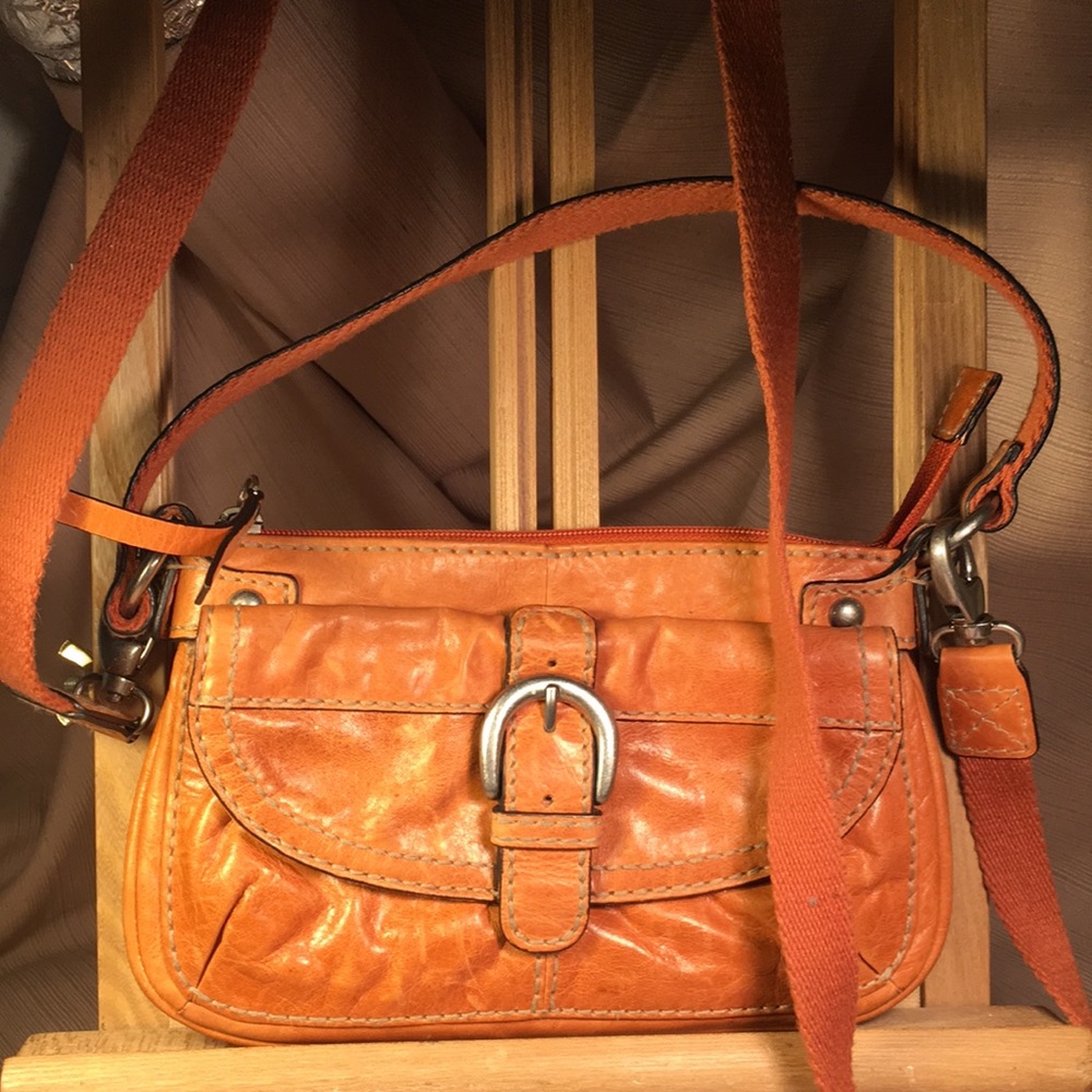 Fossil leather crossbody wallet/purse